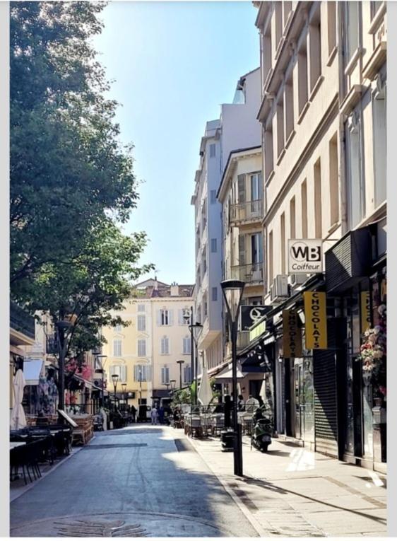 Location Vacances T3 A Cannes Extérieur photo